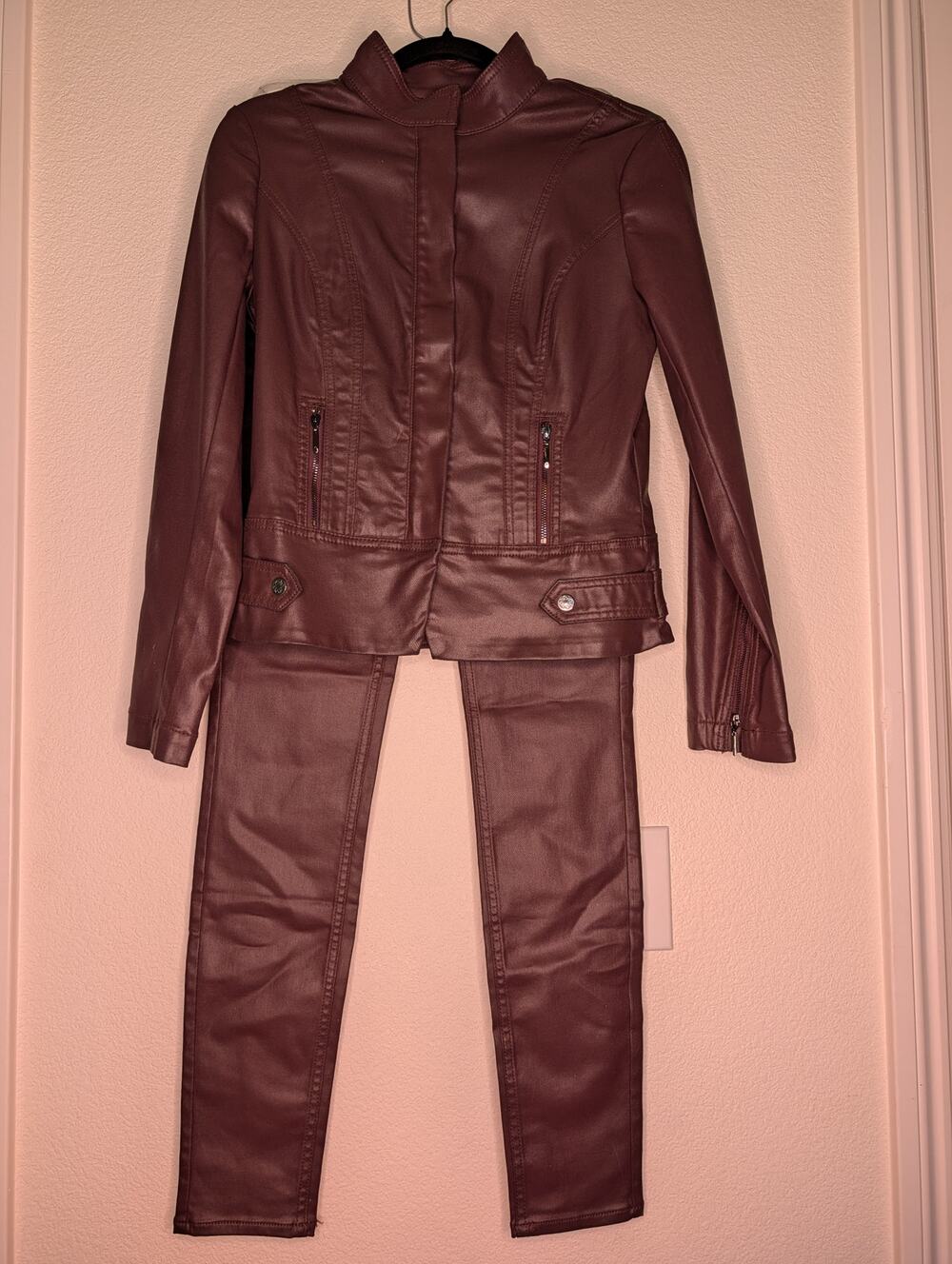 White House Black Market NWT SET Coated Femme Biker Black Cherry 0 Moto Chic